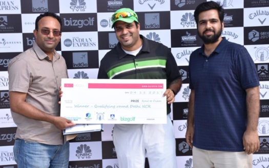 L-R: Bharath Arvind ( COO, GEC Media Group)with winner Anmol Puri (Director, Monitor Deloitte) and Vineet Mann (Editor, BizGolf)