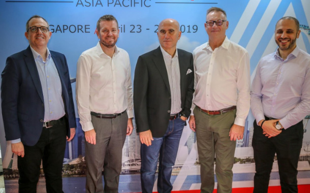 Ayman Majzoub, Senior Director, Private Cloud & Managed Services, Avaya International; Stuart Beaumont; Nidal Abou-Ltaif, President, Avaya International; Mark Meehan, Client Executive, Avaya International; and Sami Ammous, Managing Director – ASEAN, Avaya.