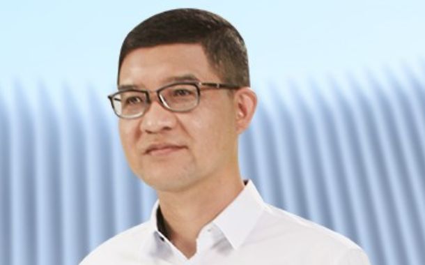 Zhou Xiaohua, Director of Huawei Service & Software Marketing & Solution Sales Dept.