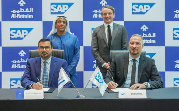 (Left to right) Himanshu Shrivastava, Chief Technology Officer at Al-Futtaim Group, and Zakaria Haltout, Managing Director for SAP UAE, signing the partnership agreement in the presence of Omar Al Futtaim Vice Chairman and CEO of Al-Futtaim Group and Christian Klein, global CEO and Member of the Executive Board of SAP SE.