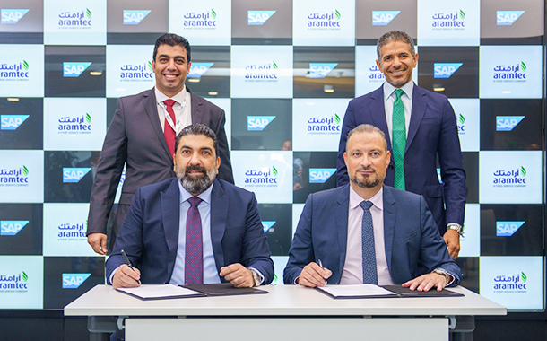 From left to right (sitting): Edgard Chalhoub, General Manager of Aramtec and Zakaria Haltout, Managing Director of SAP UAE | From left to right (standing): Rabie Hamdeh, Head of IT, Aramtec and Mohammed Hammad, Director of Sales, SAP UAE.