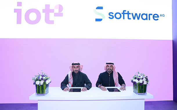 (Left to right) Othman Aldahash, CEO, iot sqaured and Mamdouh Al Olayan, Country Manager-Saudi Arabia, Software AG.