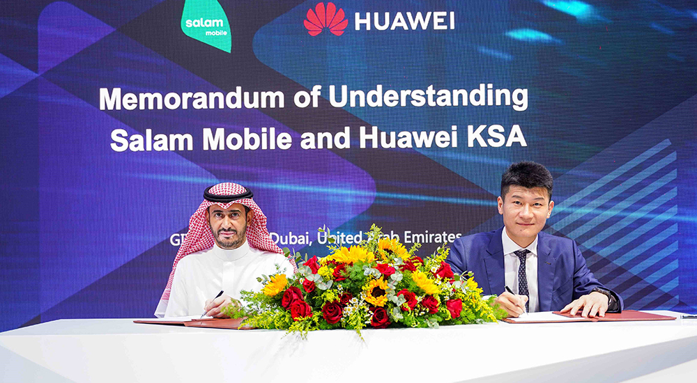 (L)Mr. Ahmed Al-Anqari, CEO of Salam (R) Mr. Keith Li, Vice President, Huawei Tech Investment Saudi Arabia