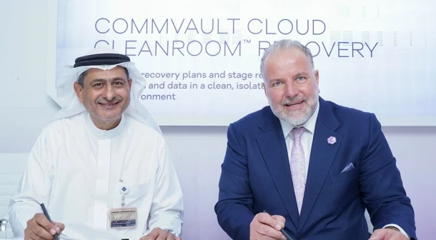 H.E. Engineer Ibrahim Yousef Raml, CEO of SAAED and Yahya Kassab, Sales Director and General Manager, Gulf and KSA, Commvault