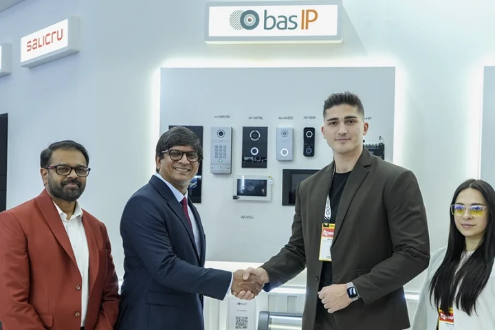 Faisal Mohammed_ CEO of ScreenCheck_ Sanjay Raghunath_ CMD of Centena Group Along with the team