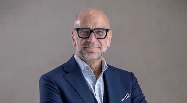 Roberto Mancone as Chief Executive Officer, du