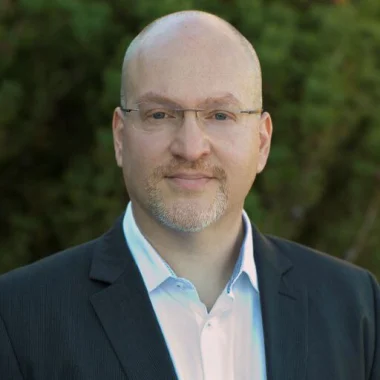 Brad Maltz is Senior Director of AI Solutions Product Management at Dell Technologies