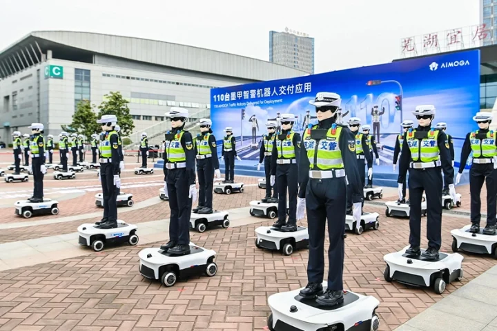 How OMODA & JAECOO is transforming UAE hospitality with AI robotics