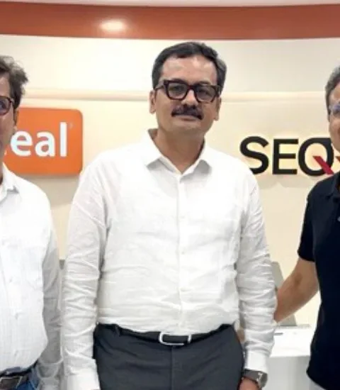 (L-R) Dr. Kailash Katkar, Chairman and Managing Director; Harish Kumar CEO; and Dr. Sanjay Katkar, Joint Managing Director.