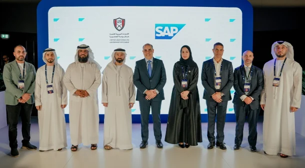 (L-R) Ehab Aljabri, Projects Manager, Fujairah Digital Government; Yousuf Alkaabi, Government Communication Manager, Fujairah Digital Government; Dr. Ahmed Hassan Almurshidi, Director of Fujairah Geographic Information System Center, and Sheikh Eng. Mohammed bin Hamad bin Saif Alsharqi, General Director of Fujairah Digital Government, met with Marwan Zeineddine, Managing Director, SAP UAE, and SAP executives at the launch of the SAP YPP initiative.