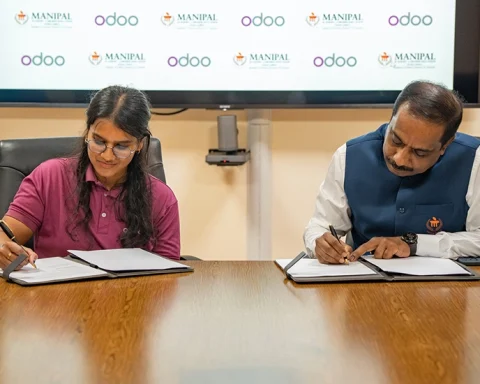 (L-R) Ms. Shreya Ilango, Technical Education Consultant for Middle East and North Africa (MENA) at Odoo and Dr. Balamurugan Balusamy, Dean, School of Engineering & IT, MAHE Dubai.