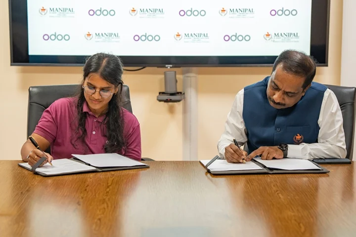 (L-R) Ms. Shreya Ilango, Technical Education Consultant for Middle East and North Africa (MENA) at Odoo and Dr. Balamurugan Balusamy, Dean, School of Engineering & IT, MAHE Dubai.