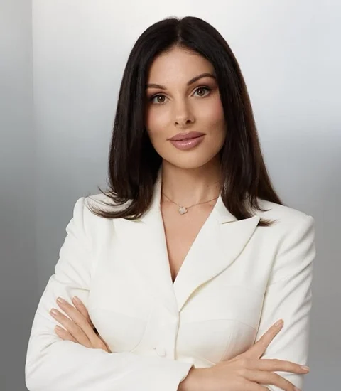 Dr. Ksenia Butova (MD), Founder and CEO of Longevium.