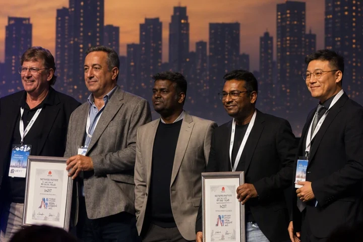 Huawei South Africa names In2IT Technologies as Network Partner of the Year,