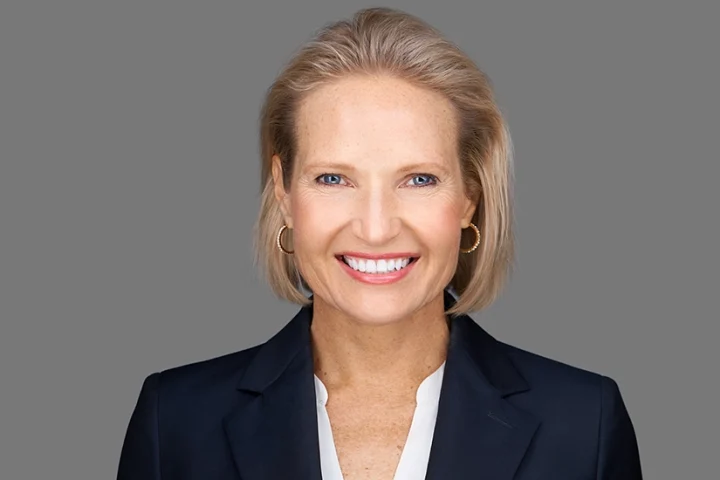 Julie Kae, VP of Sustainability and Executive Director of Qlik.