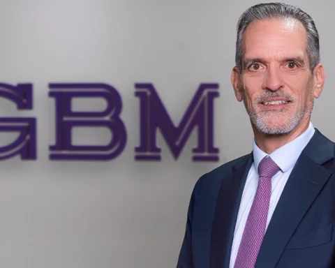 Pieter Willem Bil, Chief Executive Officer, Gulf Business Machines.