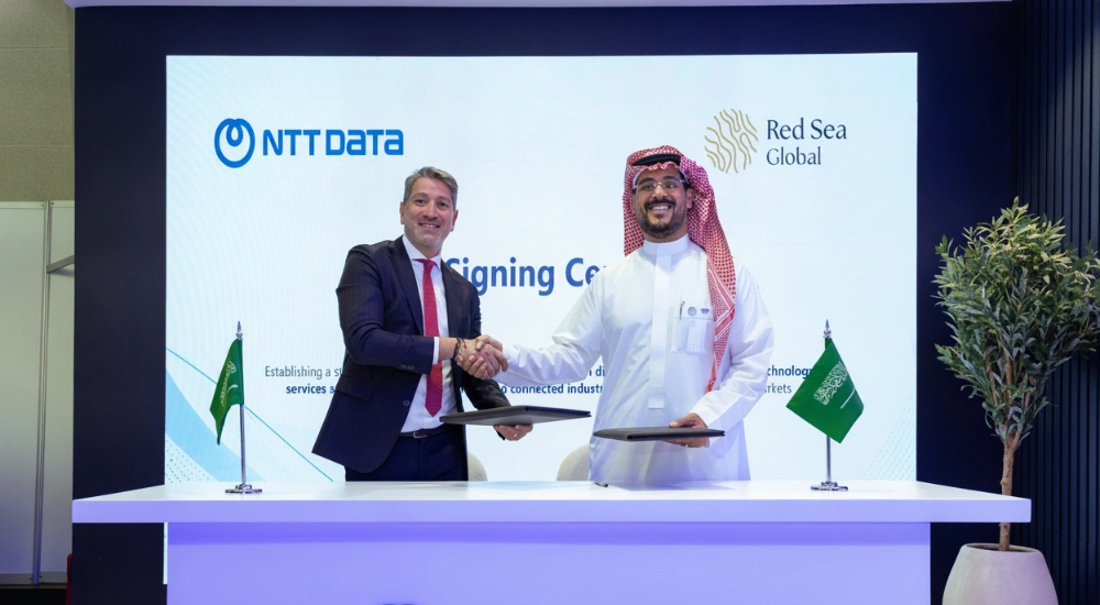 (L-R) Rami Beidas, Managing Director, Saudi Arabia at NTT DATA and Sultan Moraished, Group Head of Technology and Corporate Excellence of Red Sea Global.
