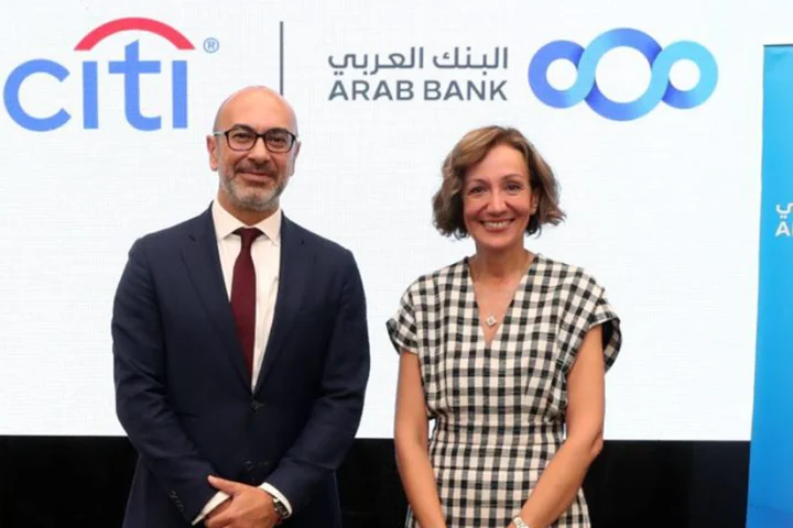 (L-R) Emre Umut, Middle East & Africa Head of FI Sales, Citi and Maram Al-Jazireh, Global Head of FI & Sustainability at Arab Bank.